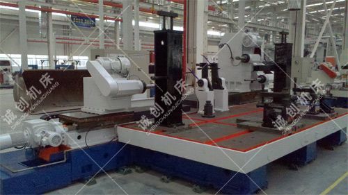 裝載機鏟鬥（dòu）三軸鏜孔專用機床