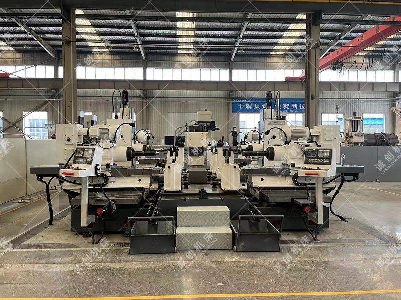 裝載機動臂鏜（táng）孔加工機床