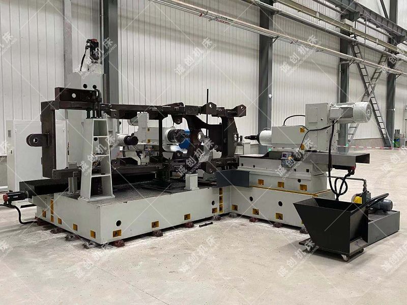 裝載機後車架鏜銑（xǐ）組合機床